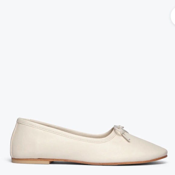 FREDA SALVADOR Roma Round Toe Ballet Flat - Picture 2 of 4